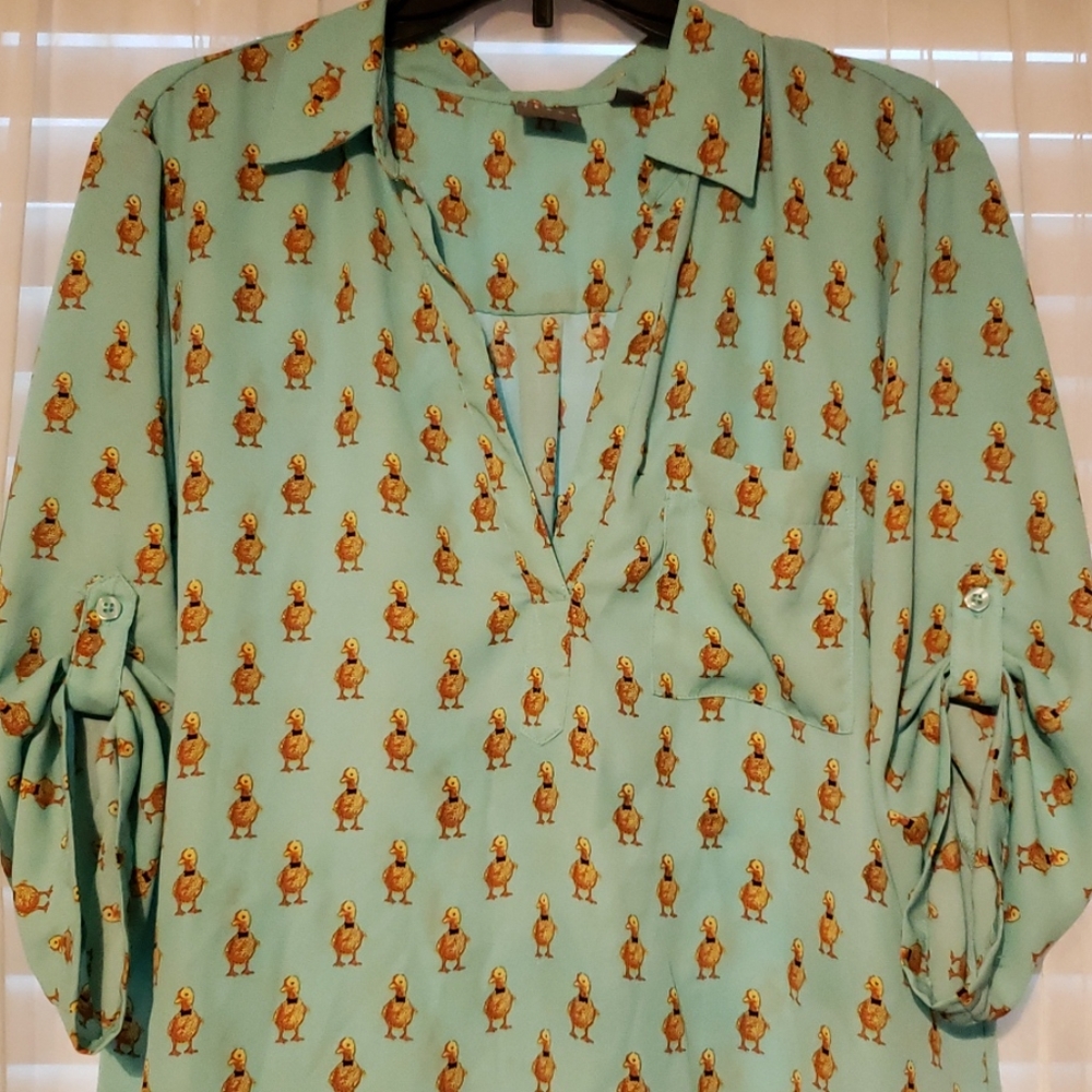 Ladies XL Duck Blouse
